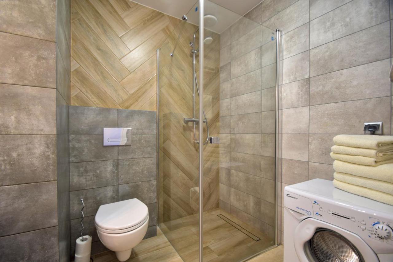 Ferienwohnung Apartmament Zapleczna Kolberg Exterior foto